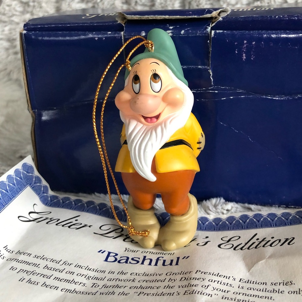 Vintage Disney Snow White, Bashful 🎄 Ornament